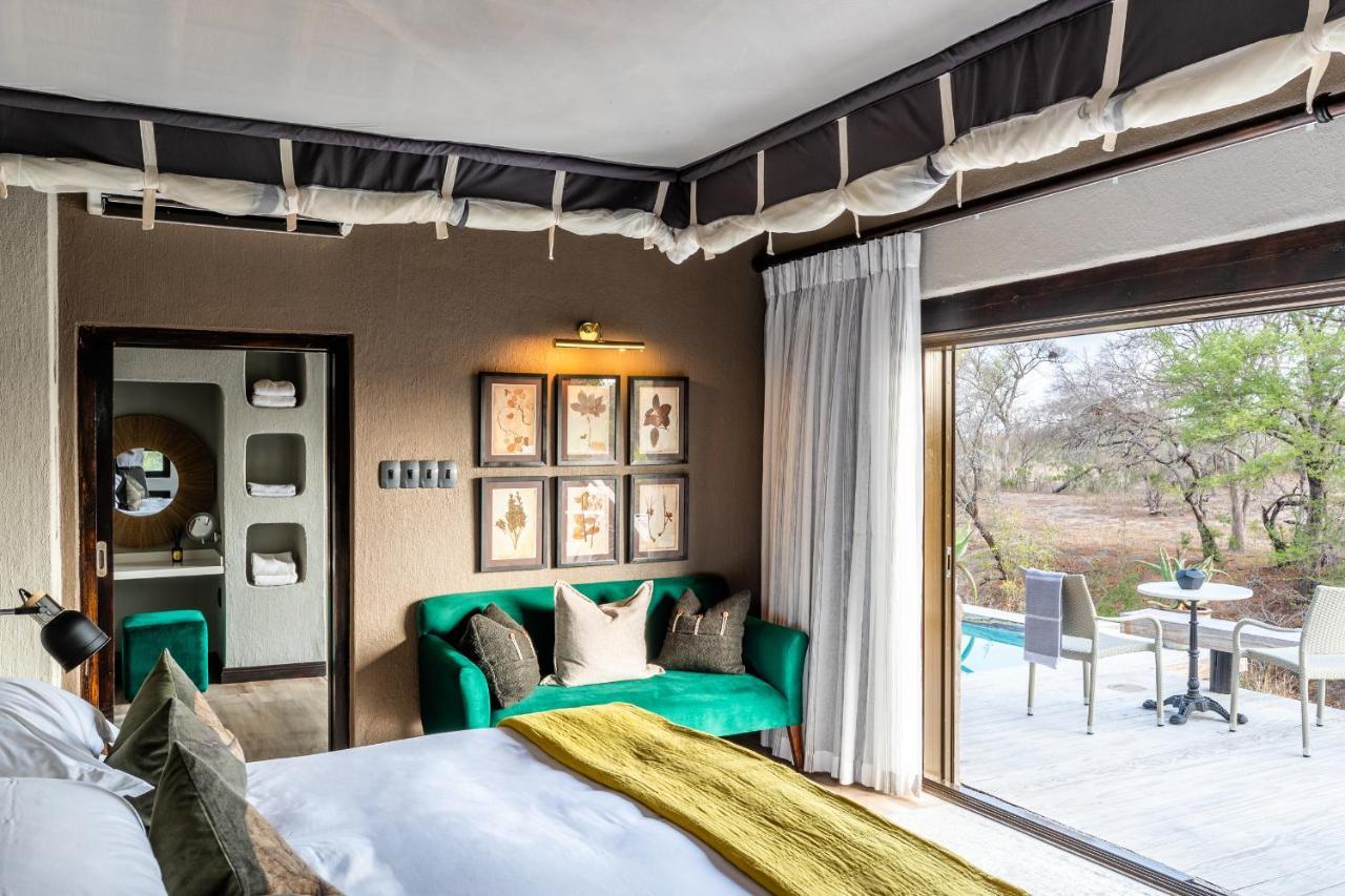 Thornybush Simbambili Lodge Riserva di Sabi Sand Esterno foto
