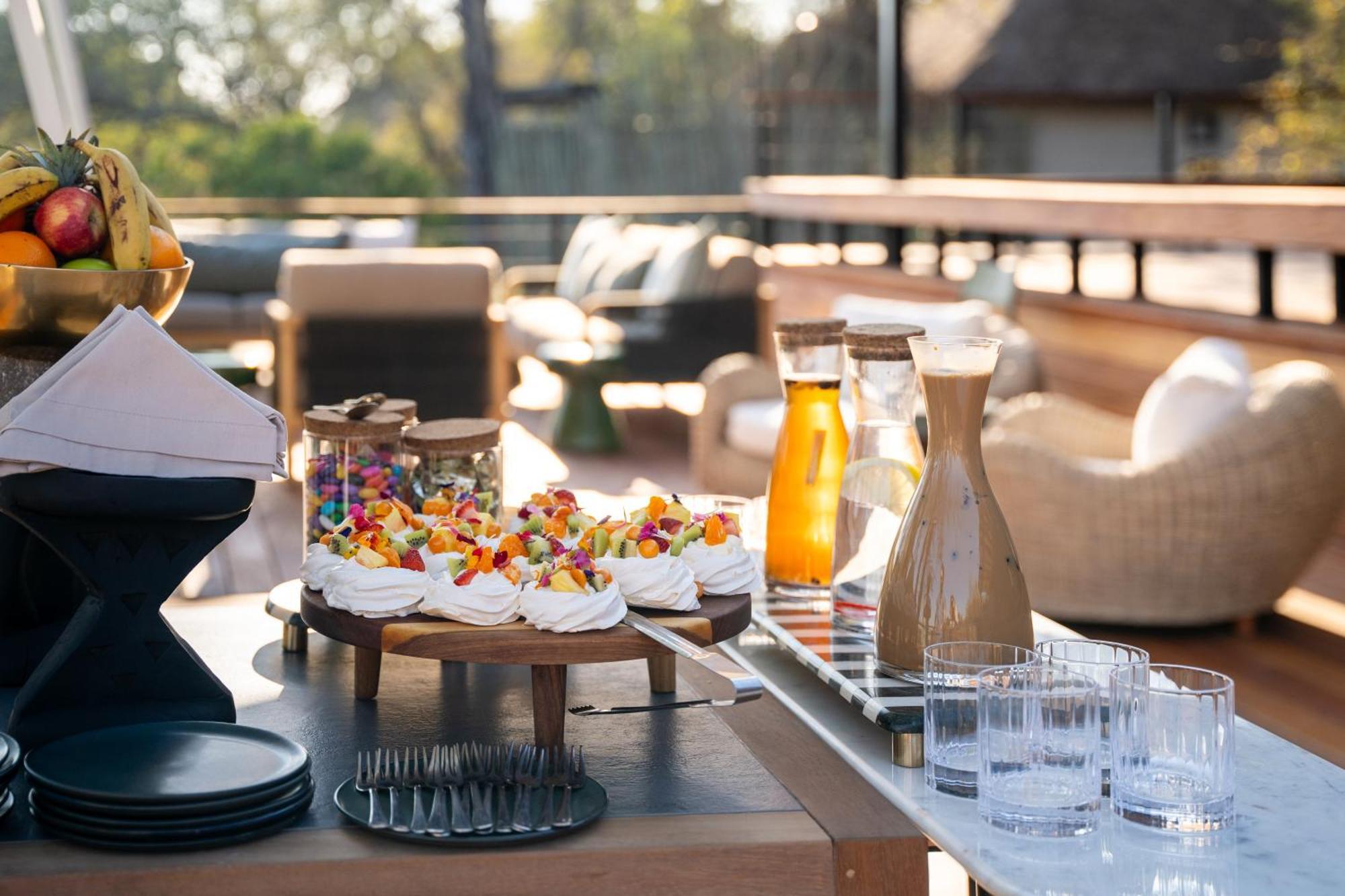Thornybush Simbambili Lodge Riserva di Sabi Sand Esterno foto