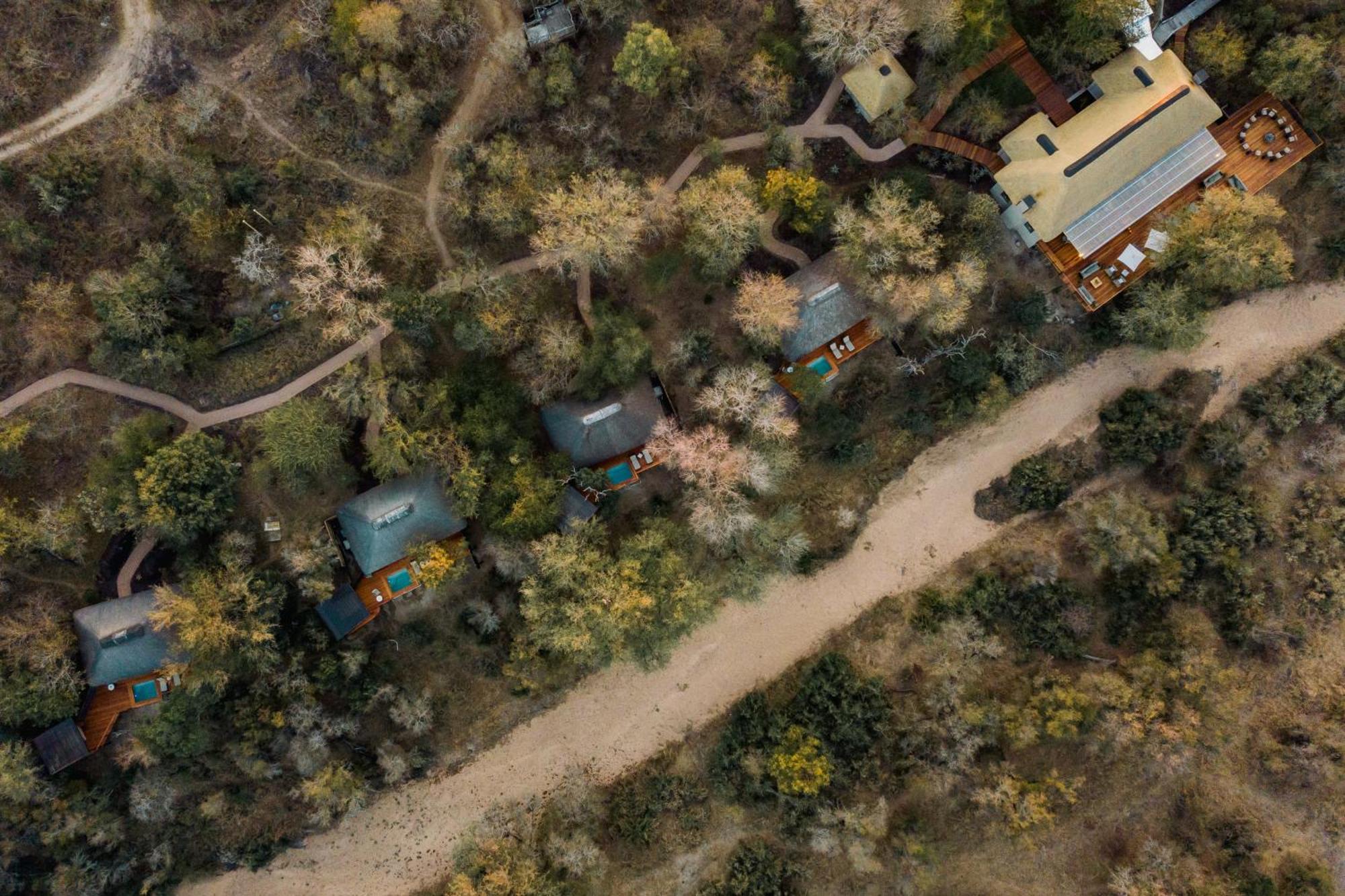 Thornybush Simbambili Lodge Riserva di Sabi Sand Esterno foto